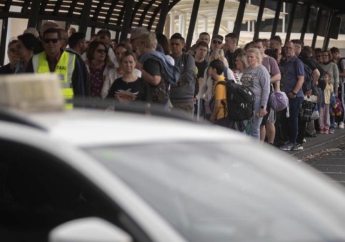 Rząd Wysp Kanaryjskich mówi „dość” chaosowi na lotnisku Tenerife Sur
