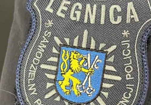 W Legnicy zatrzymano poszukiwanego z dożywotnim zakazem prowadzenia samochodu