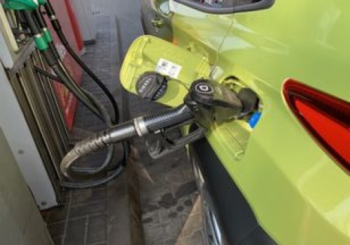 Tak zmienią się ceny paliw po interwencji rządu. Mamy najnowsze prognozy