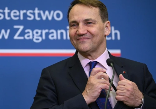 Tak świat postrzega Radosława Sikorskiego. Jeden szczegół zwraca uwagę