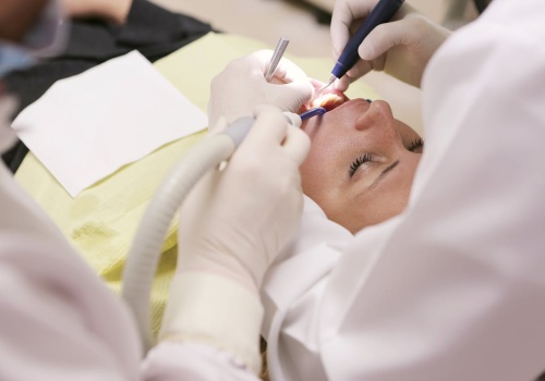 Bez konsultacji i wbrew zapowiedziom. NRL o zbyt niskich nakładach na stomatologię NFZ