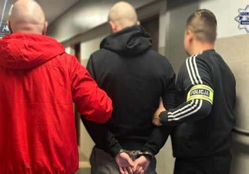 Częstochowa. 33-latek prowadził pod wpływem narkotyków. W samochodzie znajdowało się jego 14-miesięczne dziecko