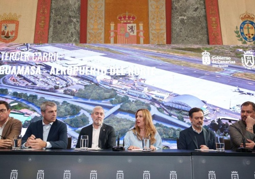 Trzeci pas na autostradzie TF-5: inwestycja za 66 mln euro ruszy latem