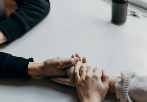 ZUS wypłaci świadczenia także małżeństwom jednopłciowym. Jest potwierdzenie