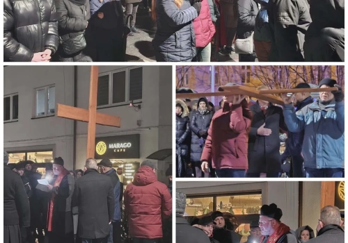 Nabożeństwo Drogi Krzyżowej na jastrzębskich ulicach