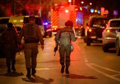 Poważny atak rakietowy Iranu na centralny Izrael. Są pierwsze nagrania