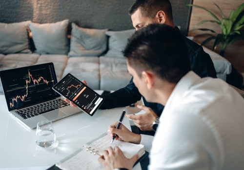 Różnice między inwestowaniem w ETF a CFD