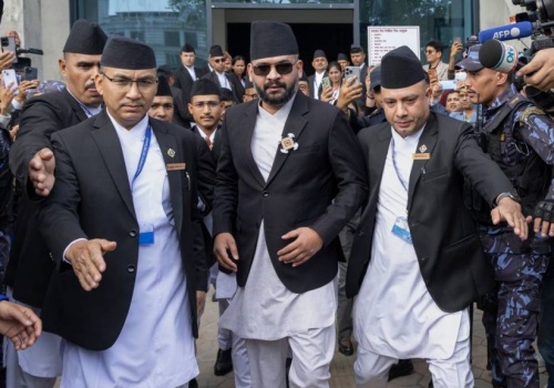 Od rapera do premiera. Najmłodszy szef rządu w historii kraju