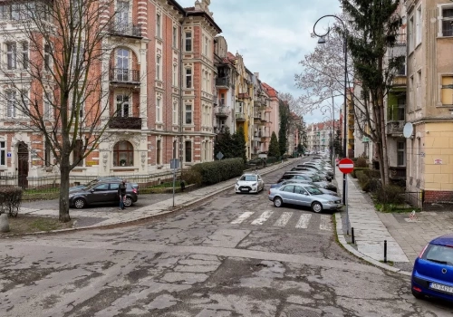 Aż 6 firm złożyło oferty na remont ul. Traugutta w Legnicy