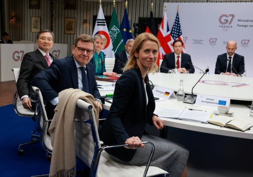 Spięcie na szczycie G7. Axios: Sekretarz stanu USA pokłócił się z szefową unijnej dyplomacji