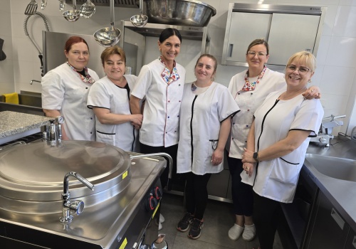 Nowa stołówka w strzegomskiej „dwójce” oficjalnie otwarta