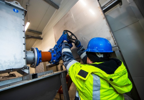 Spółka z branży budownictwa energetycznego szuka inwestora. Wypracowała symboliczny zysk