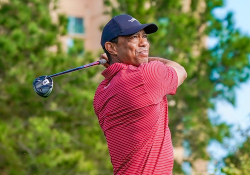 Tiger Woods aresztowany w związku z wypadkiem samochodowym na Florydzie, oskarżony o prowadzenie pojazdu pod wpływem