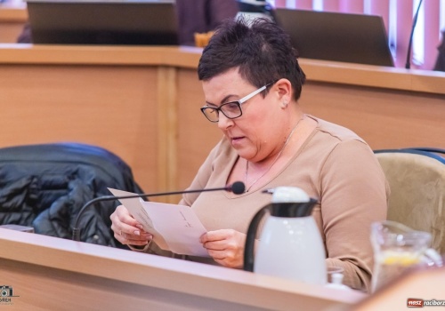 Wycinka drzew przy Arboretum Bramy Morawskiej. Miasto odpowiada na interpelację radnej