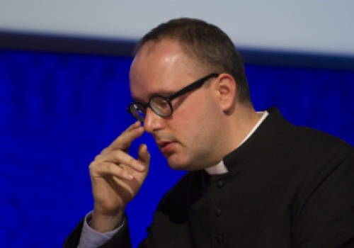 Zamiast ciągle na coś czekać, zacznij żyć - 10 lat temu zmarł ksiądz Jan Kaczkowski