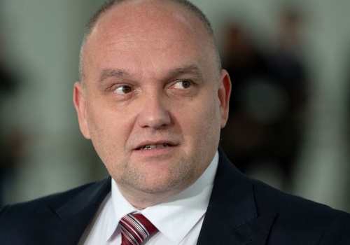 W ramach przeciwdziałania alkoholizmowi walczą z napojami… bezalkoholowymi