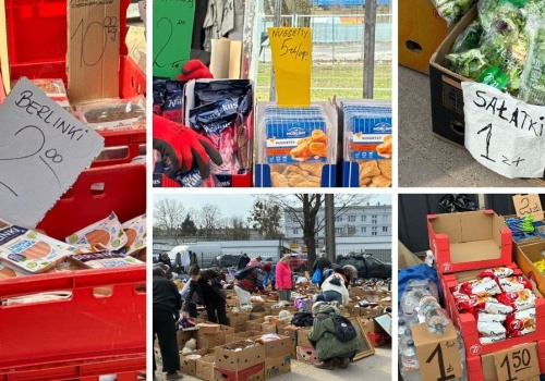 Tłumy i ekstremalnie tania żywność na Giełdzie Namysłowska. Szynka za 1,50 zł, parówki i markowe czekolady po 2 złote