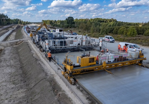 Co roku zniknie 200 tys. osób. 