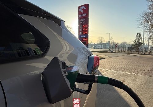 Prezydent podpisał ustawę o niższych cenach paliw, a cennik Orlenu znowu w górę