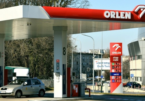 Miało być taniej, a jest drożej. Orlen podniósł dziś ceny paliw