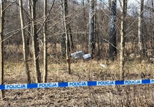 Odnaleziono balon w miejscowości Rudnik z pakunkiem. Teren zabezpieczony przez służby