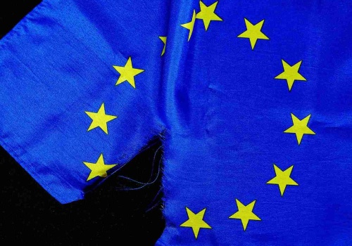 Bruksela na kolanach przed hakerami? Skradziono bazy danych Komisji Europejskiej, a to dopiero początek