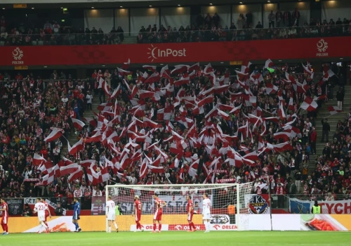 Kompromitacja Giertycha. Rozsiewał fake newsy, dostał odpowiedź