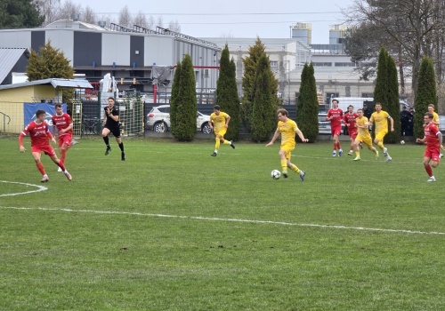 Dobra passa Czarnych trwa