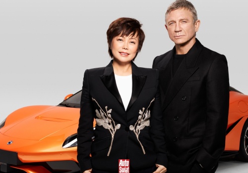 Daniel Craig zdradził Astona dla chińskiej Denzy. Piekło zamarzło?