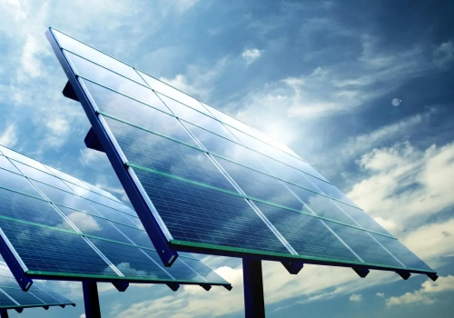 Jeden foton, dwa elektrony. Ogniwa słoneczne pobiły własny limit