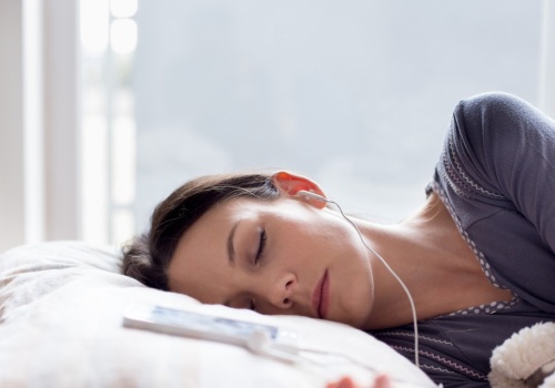 Już 11 minut snu więcej może uratować serce