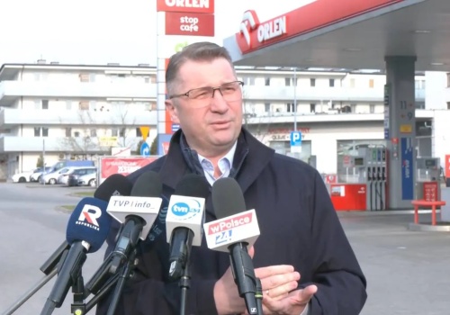 Rząd zwlekał 18 godzin z wpisem do Dziennika Ustaw. Czarnek: pułapka na prezydenta im się nie udała!