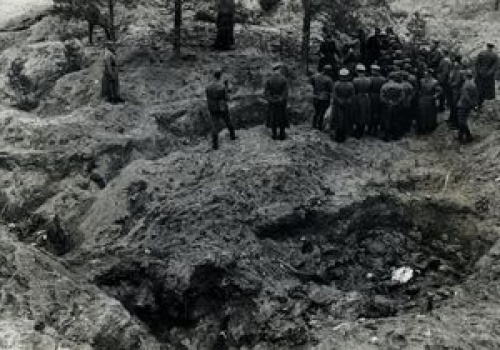 Zbrodnia, która wstrząsnęła Polską. Pierwsza katyńska ekshumacja
