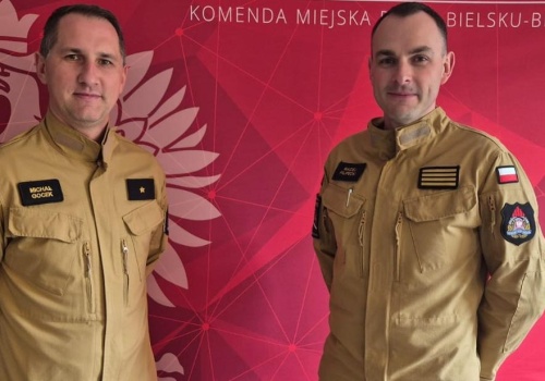 24 godziny na dobę w gotowości - strażacy bohaterami na drodze