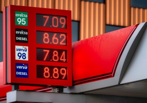 Ceny paliw od 30 marca. Kiedy odczujemy ulgę?