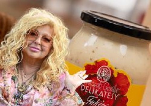 Zamówiliśmy barszcz od Magdy Gessler. Zobacz, co znaleźliśmy w środku