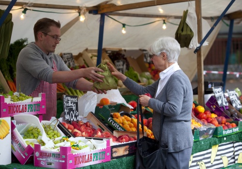 Warzywa z automatu. Polski start-up rzuca wyzwanie dyskontom