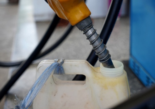 Nie tankuj w tym momencie. Kierowcy nie wiedzą, co trafia wtedy do baku