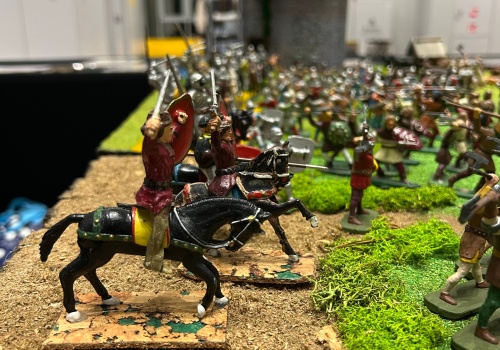 Historia w figurkach, historia figurek