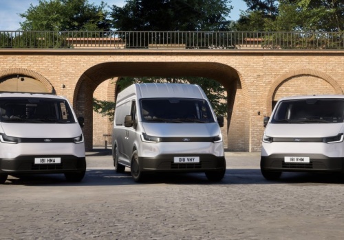 Ford poszerza gamę aut dostawczych o elektrycznego Transita City