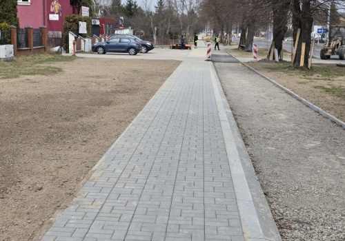 Nowa droga rowerowa przy ul. Abramowickiej na finiszu