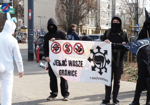 „Antyfaszyści” grozili mordowaniem katolików