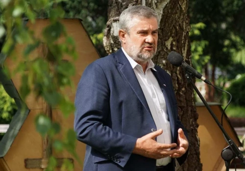 Miały pomagać rolnikom. Ardanowski: „Dziś to walka o stołki”