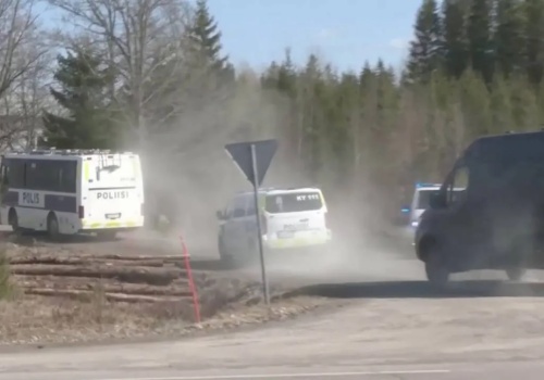 Finlandia: Drony naruszyły przestrzeń powietrzną. Kilka z nich spadło