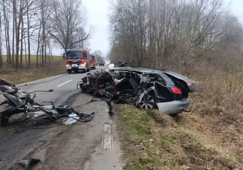 Tragiczny wypadek pod Elblągiem. Nie żyje 49-letni kierowca