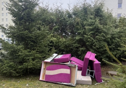 Dzikie wysypiska w środku miasta i osiedla. Teoria “wybitych okien” działa w Rzeszowie w najlepsze