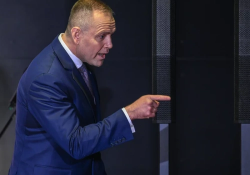 Napinka nie zastąpi realizmu