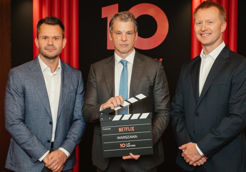 10 lat Netflixa w Polsce. Prezes platformy o cenach i przejęciu właściciela TVN
