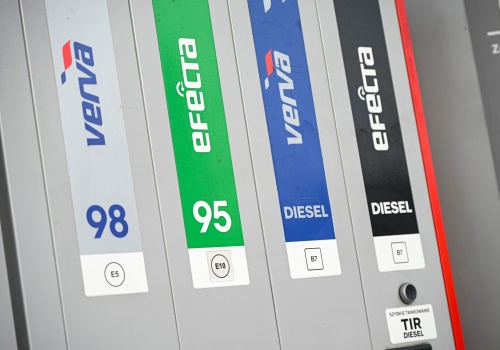 Rząd podał maksymalne ceny paliw na wtorek