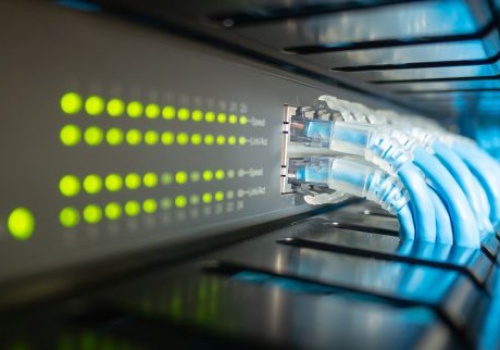 Sprzedaż przełączników Ethernet dla zaplecza AI wzrosła trzykrotnie